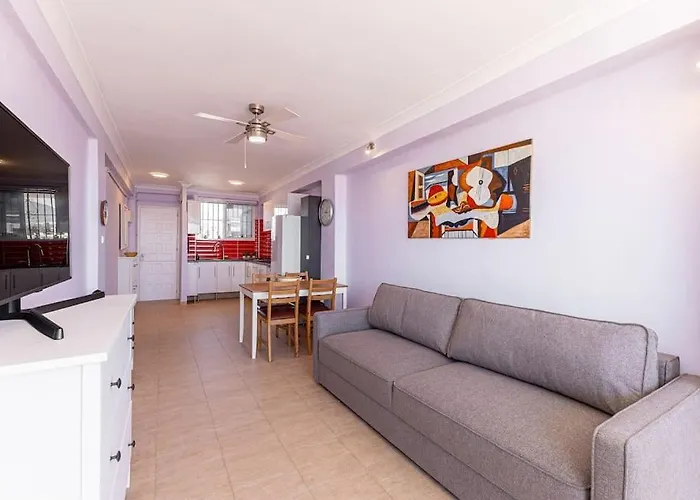 Edificio Miami, 2 Bedroom Apartament Nerja